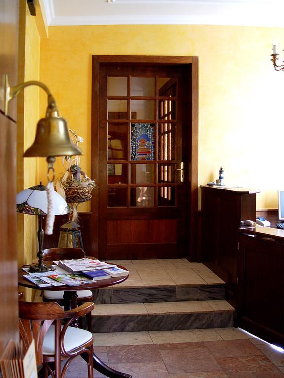 Hotel Altes Hafenhaus Ρόστοκ Εξωτερικό φωτογραφία