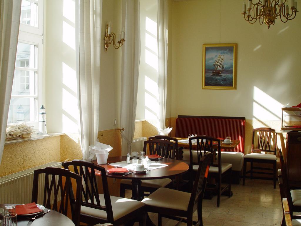 Hotel Altes Hafenhaus Ρόστοκ Εξωτερικό φωτογραφία